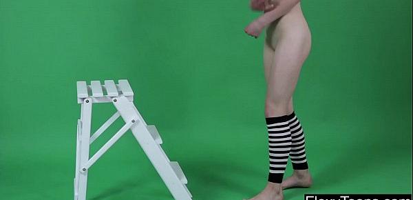 Anna Mostik shows gymnastics
